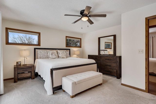 N2046 Orchard Valley DRIVE, La Crosse, WI 54601