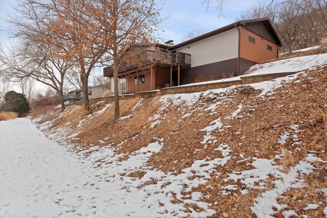 N2046 Orchard Valley DRIVE, La Crosse, WI 54601