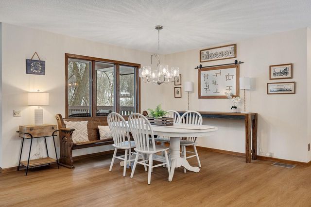 N2046 Orchard Valley DRIVE, La Crosse, WI 54601