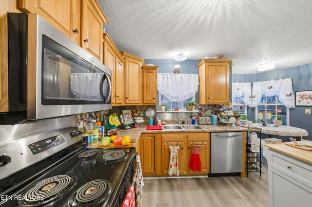 2039 Highway 322 E, Sweetwater, TN 37874