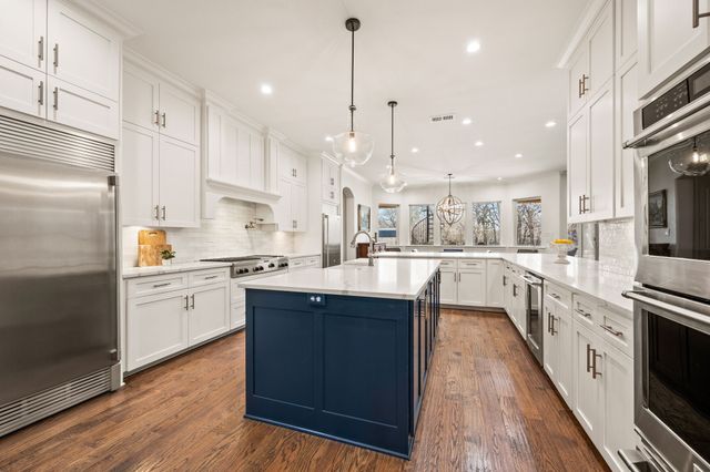 1305 Garza Lane, Little Elm, TX 75068