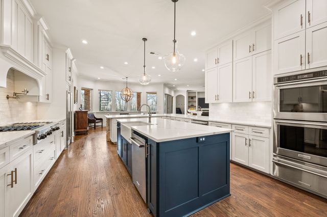 1305 Garza Lane, Little Elm, TX 75068