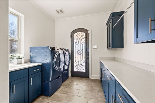 1305 Garza Lane, Little Elm, TX 75068