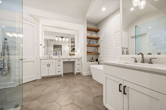 1305 Garza Lane, Little Elm, TX 75068