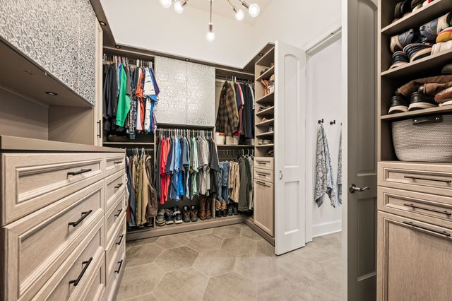 1305 Garza Lane, Little Elm, TX 75068