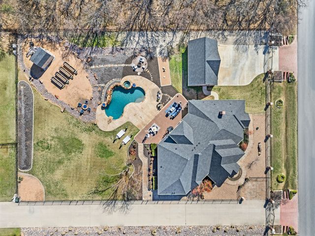 1305 Garza Lane, Little Elm, TX 75068