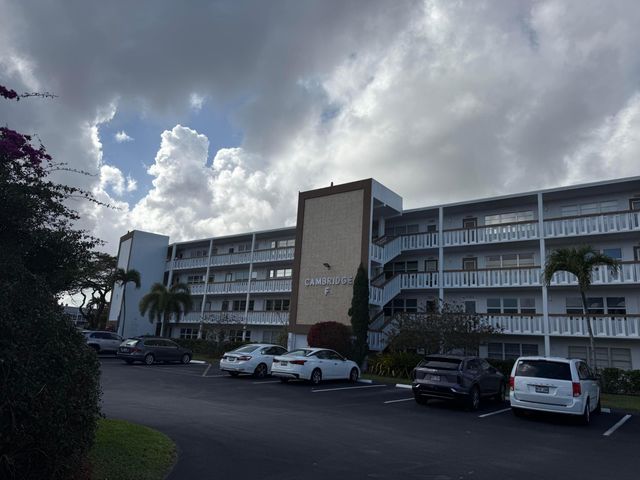 2123 Cambridge F, Deerfield Beach, FL 33442