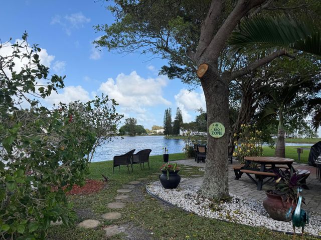 2123 Cambridge F, Deerfield Beach, FL 33442