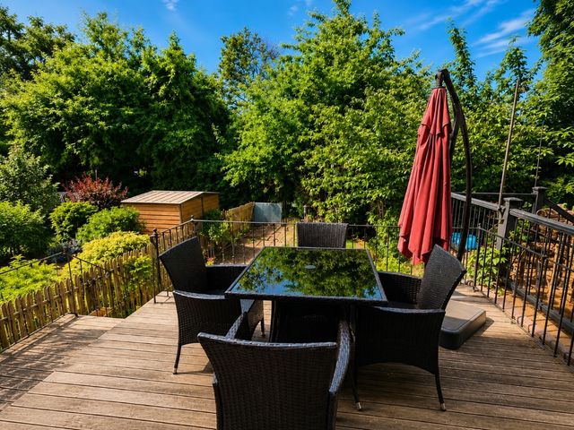 6766 Exeter Street, New York City, NY 11375