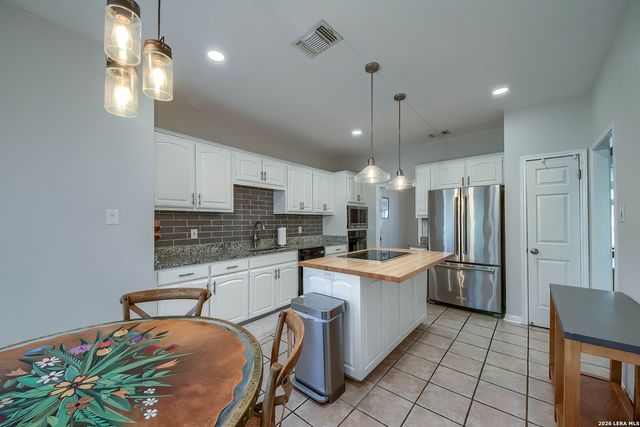 120 Oakwell Farms, San Antonio, TX 78218