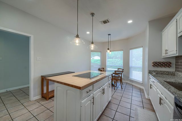 120 Oakwell Farms, San Antonio, TX 78218