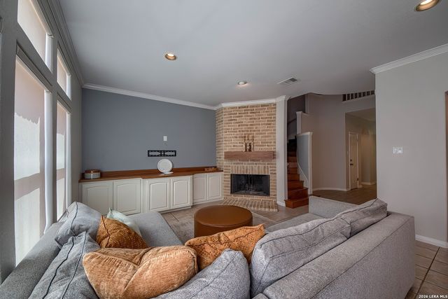 120 Oakwell Farms, San Antonio, TX 78218