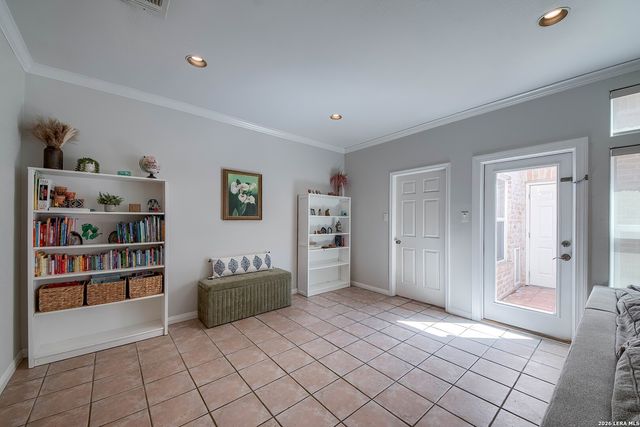 120 Oakwell Farms, San Antonio, TX 78218