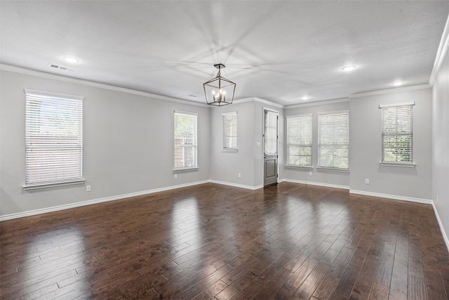 2611 McCart Avenue, Fort Worth, TX 76110