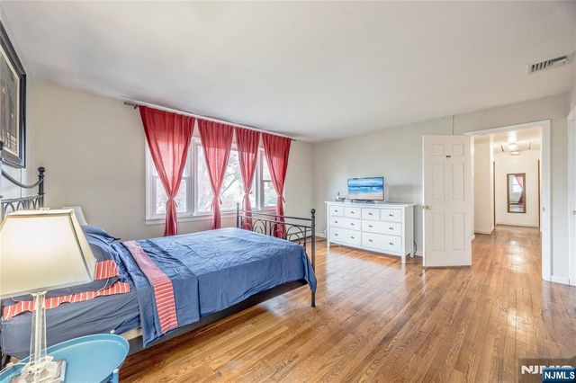 68 Minnehaha Boulevard, Par-troy Hills Twp., NJ 07034