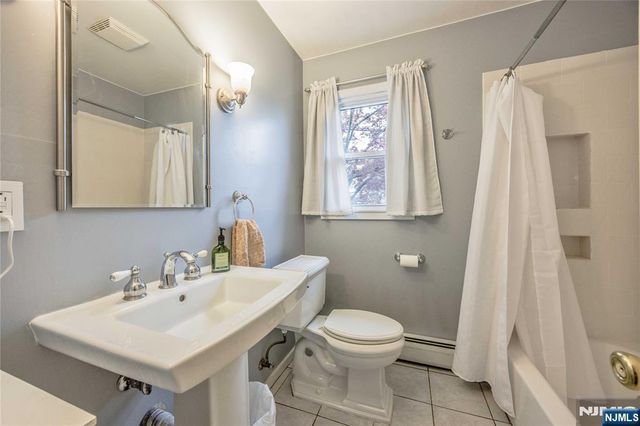 68 Minnehaha Boulevard, Par-troy Hills Twp., NJ 07034