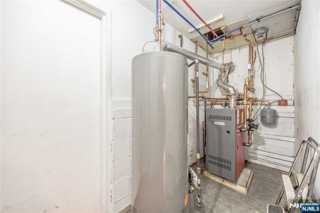 68 Minnehaha Boulevard, Par-troy Hills Twp., NJ 07034