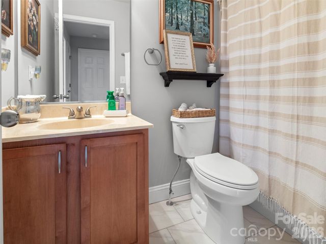 99 Sunny Meadows Boulevard, Arden, NC 28704