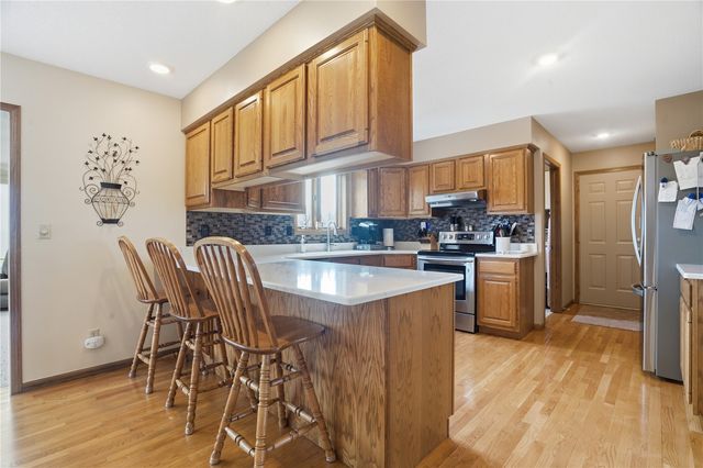 5472 Cimarron Court, Marion, IA 52302