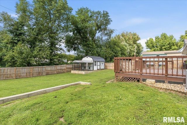 108 COTTONWOOD Drive, Chatham, IL 62629