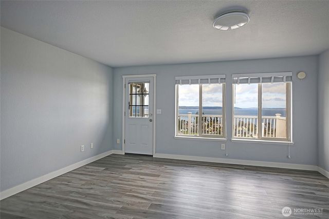 211 Arbor Terrace, Camano Island, WA 98282