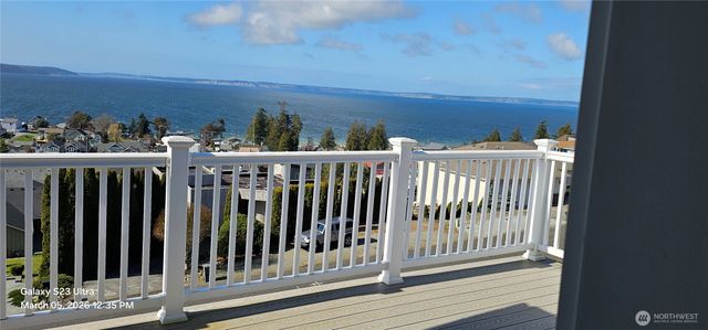 211 Arbor Terrace, Camano Island, WA 98282