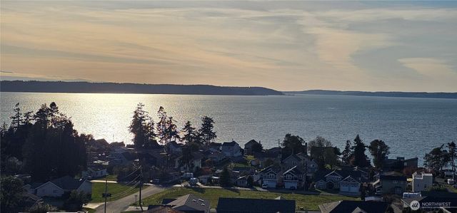 211 Arbor Terrace, Camano Island, WA 98282