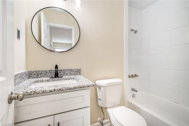1807 Carlton Avenue, Greensboro, NC 27406