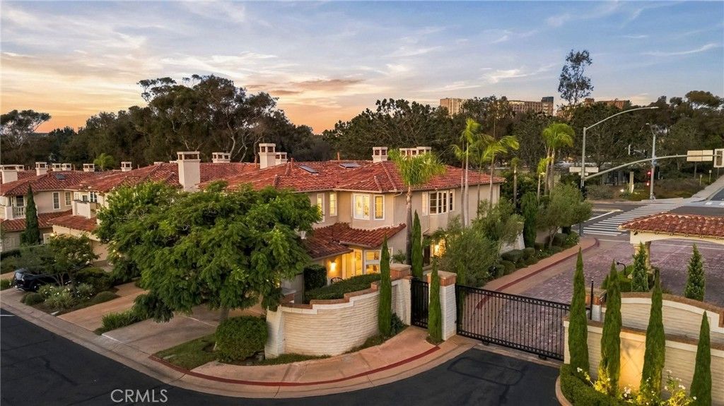 9703 Keeneland, La Jolla, CA 92037 — exterior