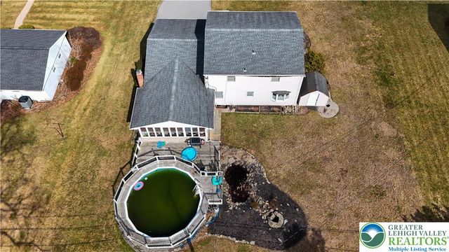 517 Apple Hill Drive, Forks Twp, PA 18040