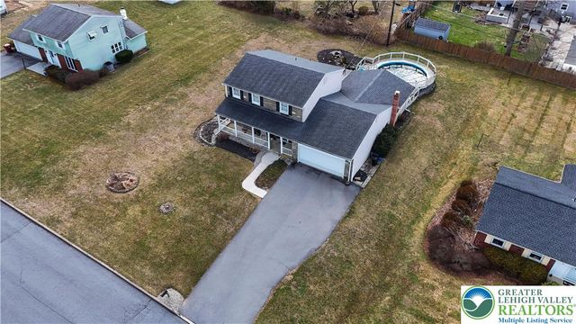 517 Apple Hill Drive, Forks Twp, PA 18040