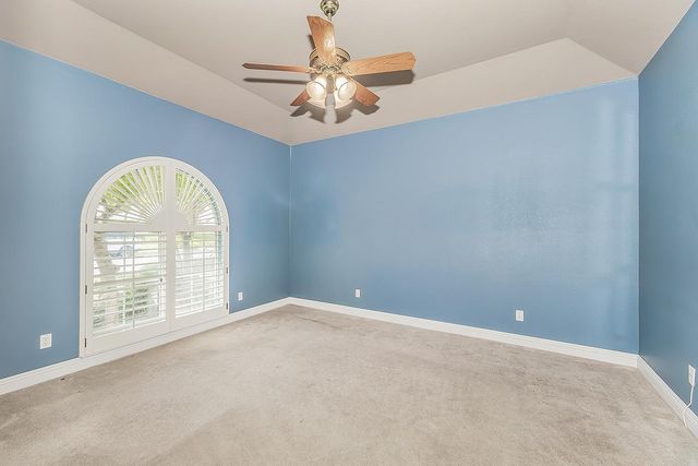 2856 W Athens Avenue, Fresno, CA 93711