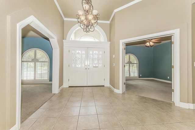 2856 W Athens Avenue, Fresno, CA 93711