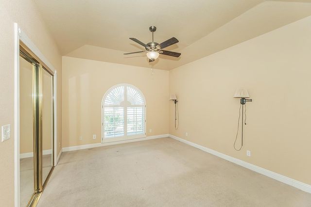 2856 W Athens Avenue, Fresno, CA 93711