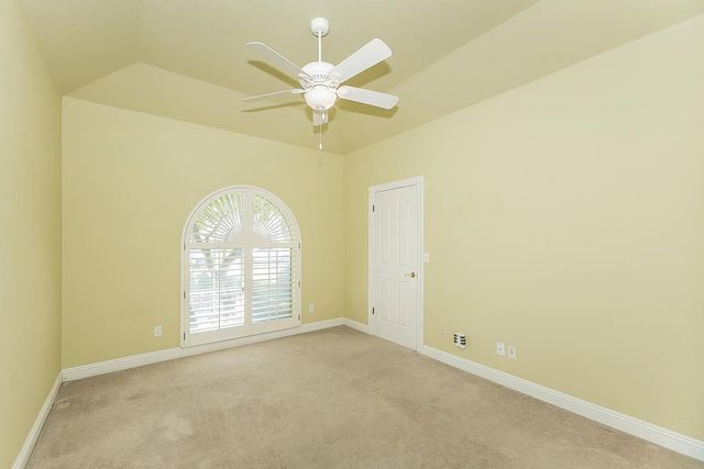2856 W Athens Avenue, Fresno, CA 93711