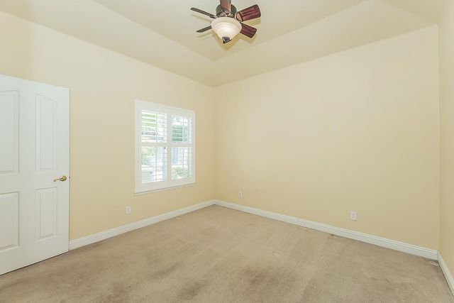 2856 W Athens Avenue, Fresno, CA 93711