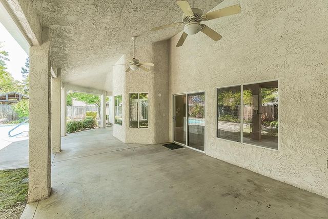 2856 W Athens Avenue, Fresno, CA 93711