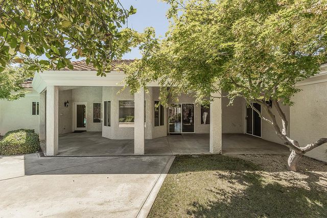2856 W Athens Avenue, Fresno, CA 93711