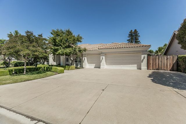 2856 W Athens Avenue, Fresno, CA 93711
