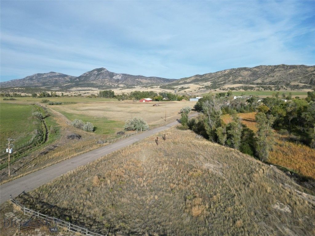 24 Old Mt Hwy 10, Cardwell, MT 59721 photo 5