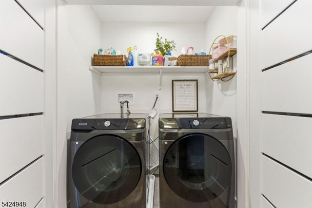 25 E 10Th St A, Linden City, NJ 07036