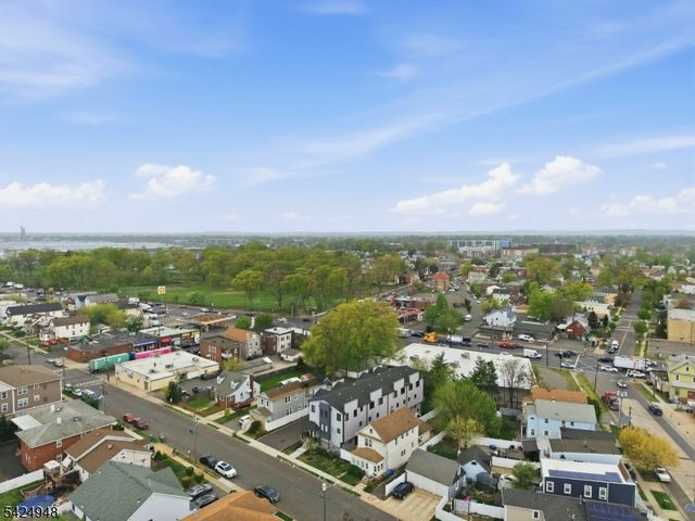 25 E 10Th St A, Linden City, NJ 07036