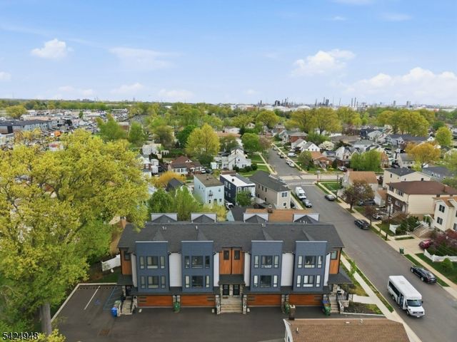 25 E 10Th St A, Linden City, NJ 07036