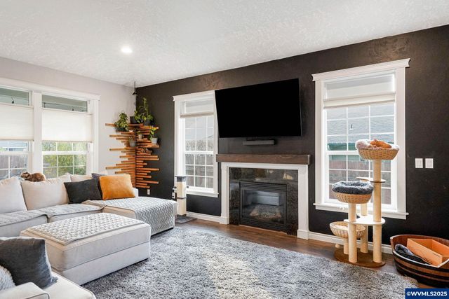 3208 54th Av NE, Albany, OR 97321