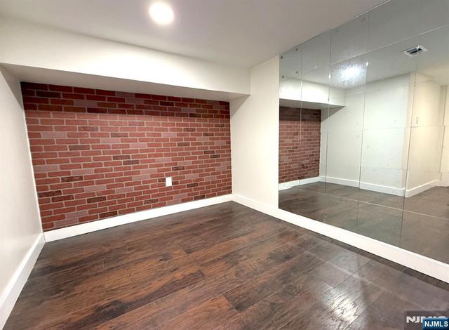 273 Forrest Street, Jersey City, NJ 07304
