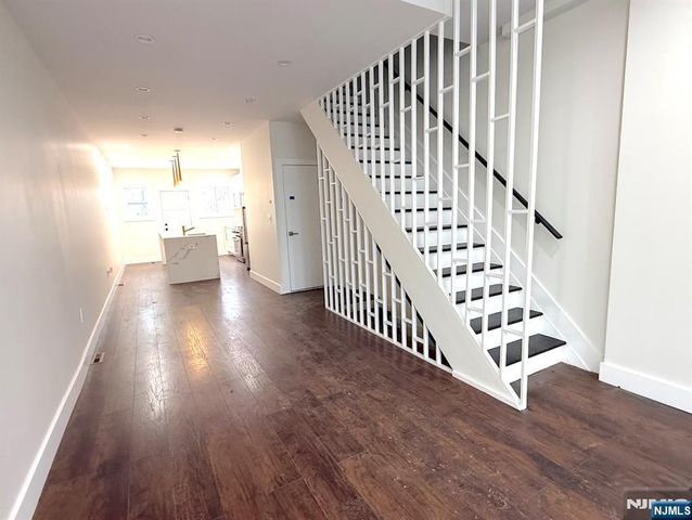 273 Forrest Street, Jersey City, NJ 07304