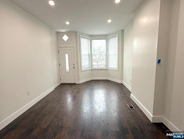 273 Forrest Street, Jersey City, NJ 07304