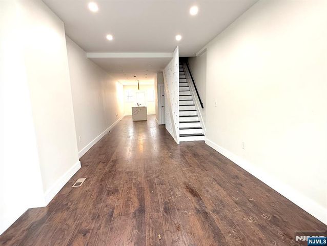 273 Forrest Street, Jersey City, NJ 07304