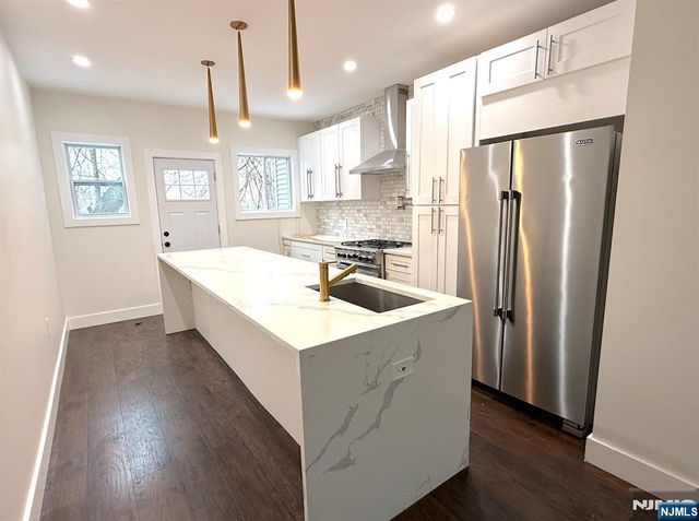 273 Forrest Street, Jersey City, NJ 07304
