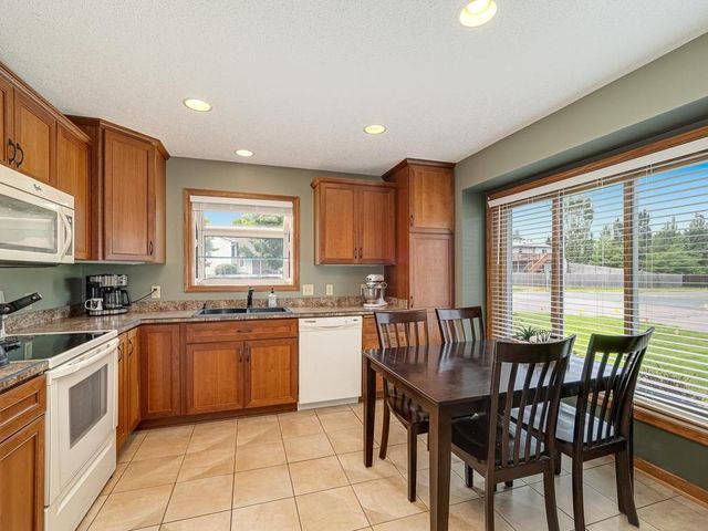 4891 S Park Drive, Savage, MN 55378